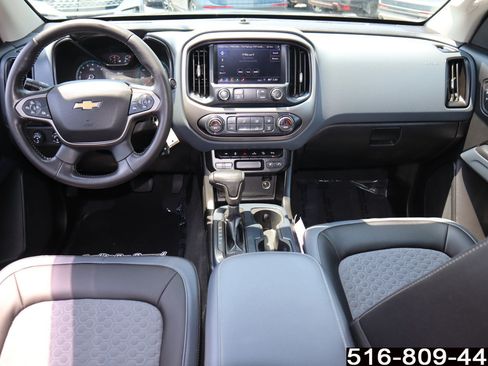 Used 2020 Chevrolet Colorado Z71 AWD/4WD image 14