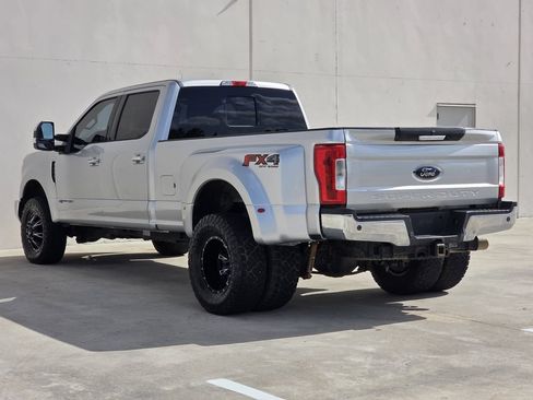 Used 2017 Ford F350 Lariat w/ Chrome Package AWD/4WD image 3