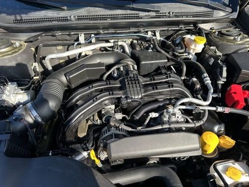 Used 2022 Subaru Outback Premium image 31