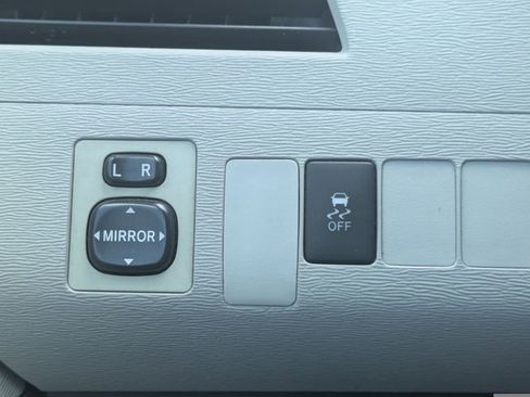 Used 2011 Toyota Sienna SE w/ Preferred Pkg FWD image 26