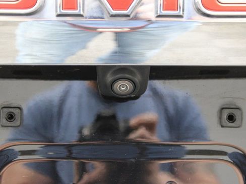 Used 2023 GMC Yukon SLT w/ Max Trailering Package image 35