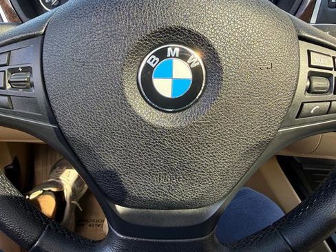 Used 2016 BMW 320i xDrive Sedan AWD/4WD image 34