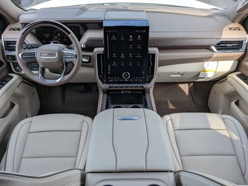New 2026 GMC Yukon Denali w/ Denali Reserve Package AWD/4WD image 14