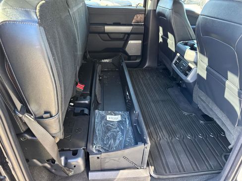 Used 2024 Ford F250 Lariat w/ Lariat Ultimate Package image 18