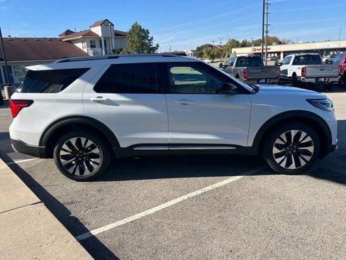 New 2026 Ford Explorer Platinum w/ LUX Leather Package image 7