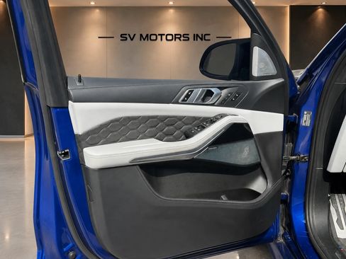 Used 2020 BMW X5 M Competition AWD/4WD image 19