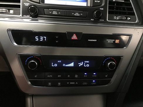 Used 2015 Hyundai Sonata Sport w/ Option Group 03 FWD image 27
