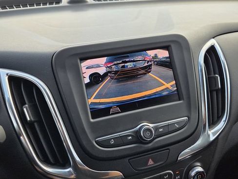 Certified 2020 Chevrolet Equinox LT w/ Driver Convenience Package FWD image 31
