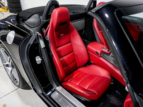 Used 2012 Mercedes-Benz SLS AMG Roadster image 24