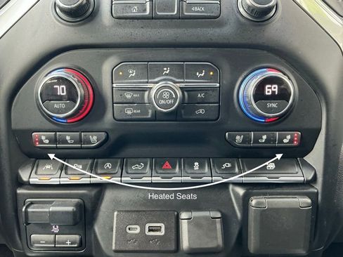 Used 2020 Chevrolet Silverado 1500 LTZ w/ LTZ Plus Package image 14