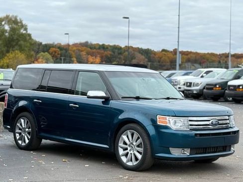 Used 2011 Ford Flex Limited w/ Rapid Spec Order Code image 39