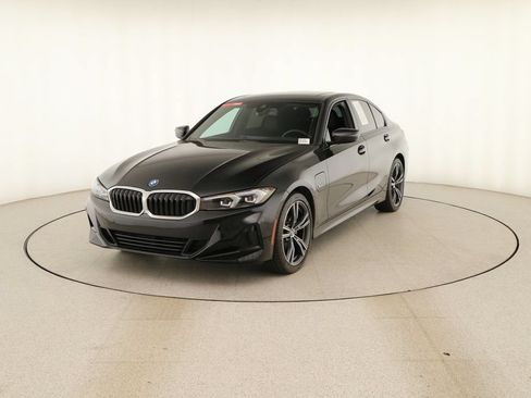 Used 2023 BMW 330e w/ Driving Assistance Package RWD image 12