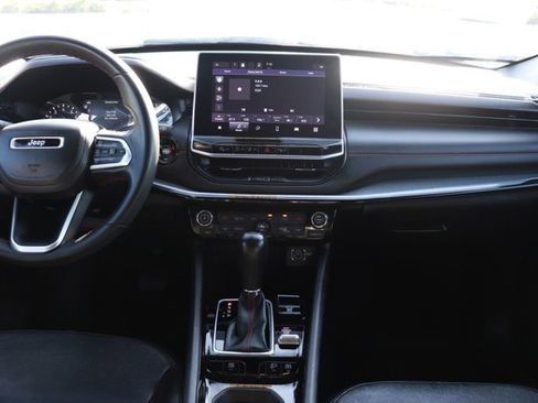 Used 2023 Jeep Compass Trailhawk image 13