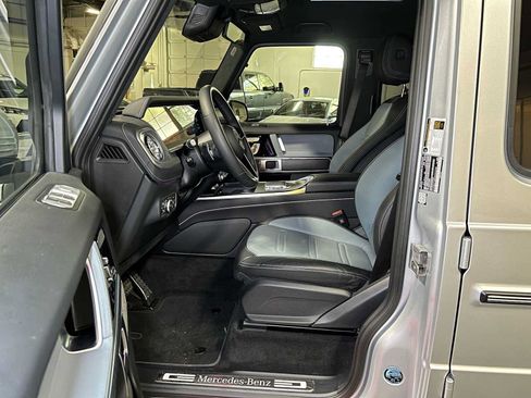 Used 2025 Mercedes-Benz G 550 image 23