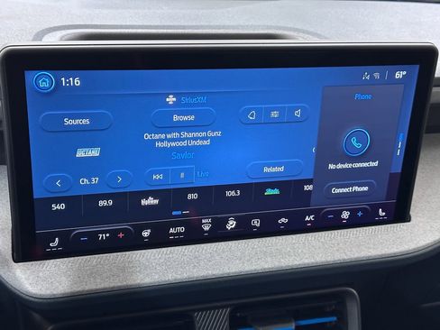 New 2025 Ford Maverick XLT w/ XLT Luxury Package image 33