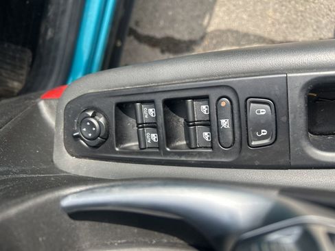 Used 2020 Jeep Renegade Trailhawk w/ Premium Leather Group AWD/4WD image 16