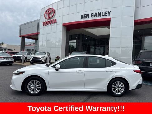 Used 2026 Toyota Camry LE FWD image 3