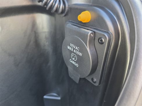 New 2026 RAM 1500 4x4 Crew Cab image 24