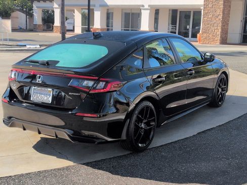 Used 2022 Honda Civic Sport image 5