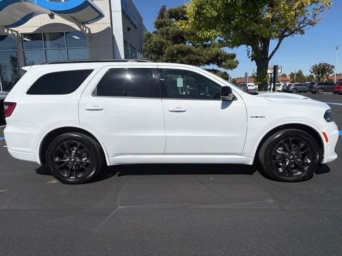 Used 2025 Dodge Durango R/T AWD/4WD image 2