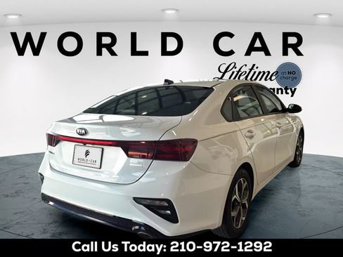 Used 2021 Kia Forte LXS FWD image 5