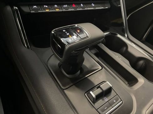 Used 2024 GMC Sierra 1500 AT4 w/ AT4 Premium Package image 28