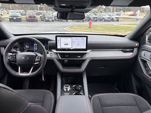New 2026 Ford Explorer ST image 8