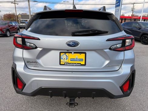 Used 2024 Subaru Crosstrek 2.0i Premium image 9