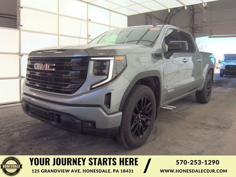 Used 2024 GMC Sierra 1500 Elevation image 1