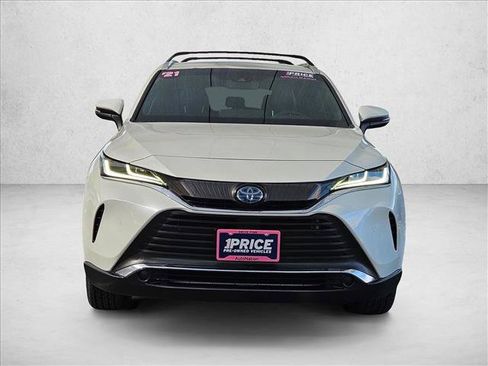 Used 2021 Toyota Venza XLE w/ Softex Package AWD/4WD image 2