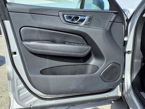 Certified 2023 Volvo XC60 B5 Plus w/ Protection Package Premier image 23