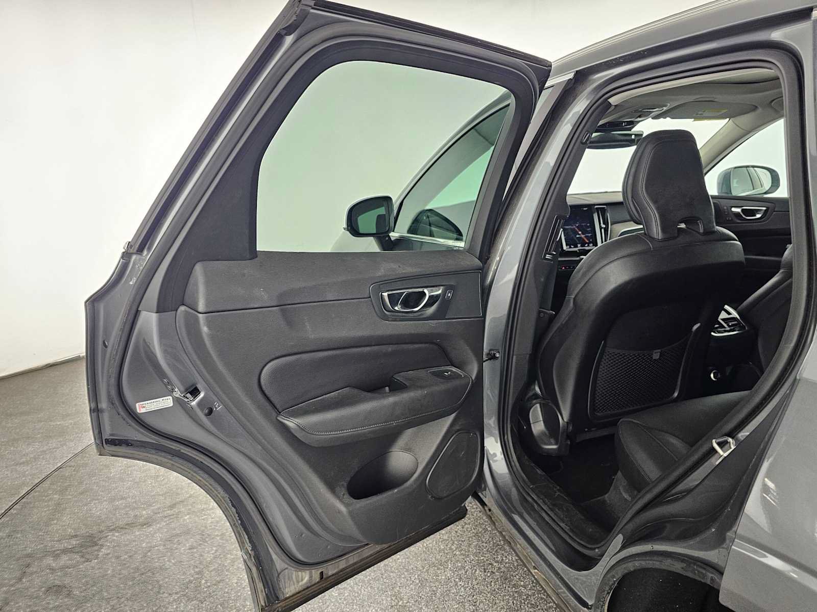 Used 2020 Volvo XC60 T5 Inscription FWD image 15