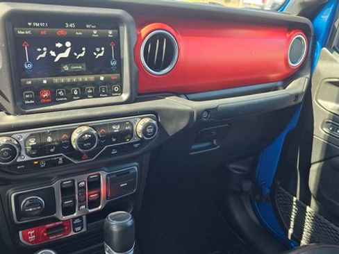 Used 2020 Jeep Gladiator Rubicon image 21