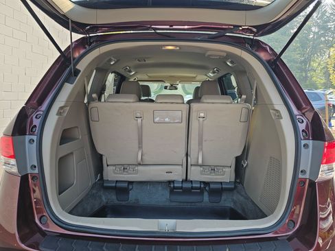 Used 2016 Honda Odyssey EX-L image 18