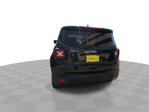 Used 2021 Jeep Renegade Sport image 7