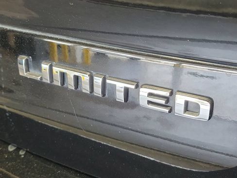 Used 2022 Jeep Grand Cherokee L Limited AWD/4WD image 7