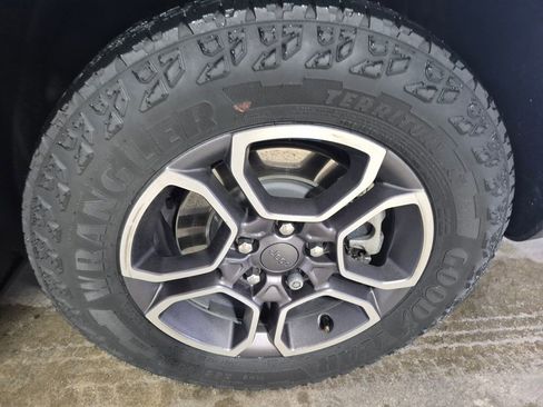 Used 2022 Jeep Grand Cherokee Trailhawk w/ Advanced Protech Group II AWD/4WD image 7