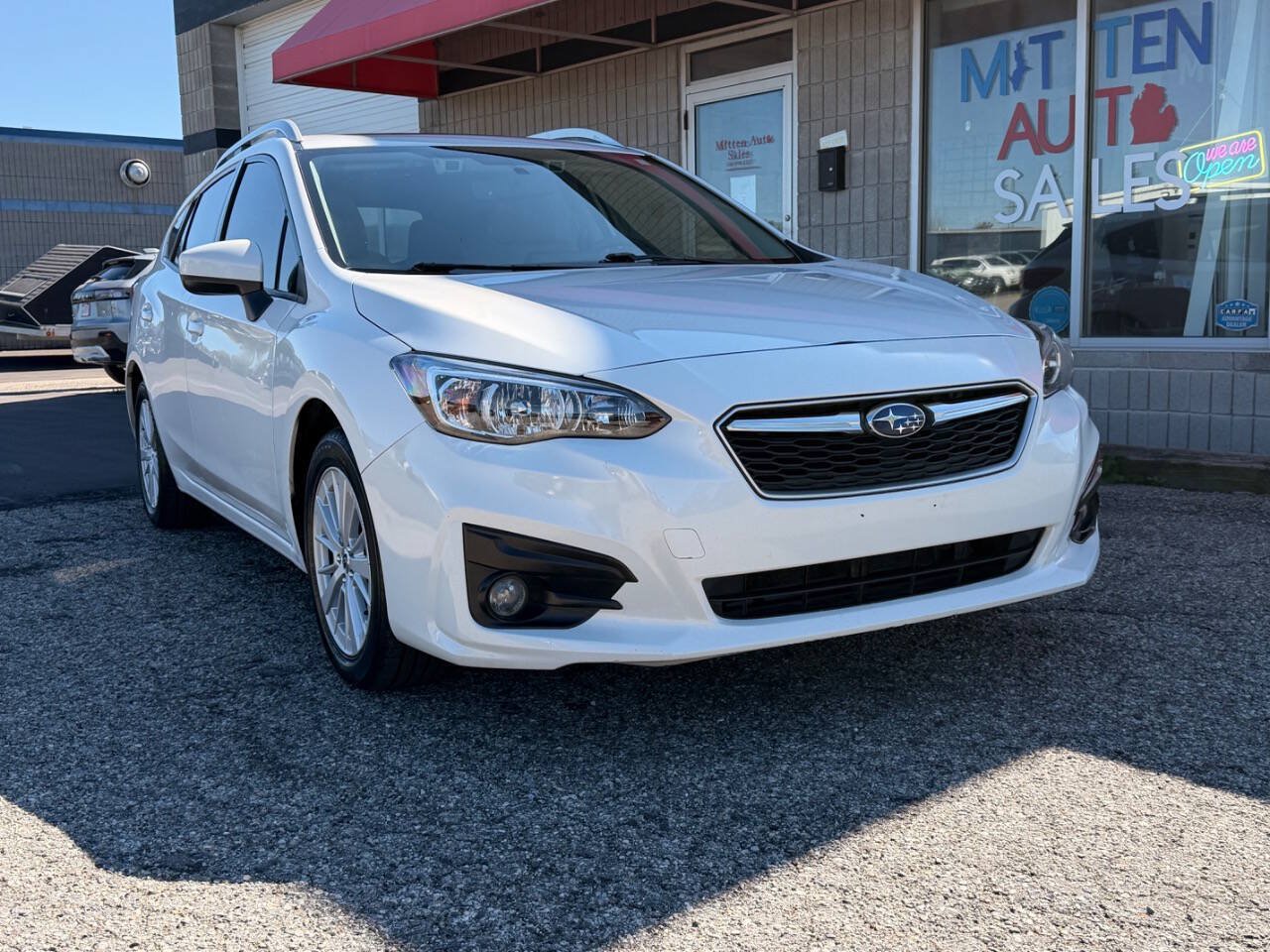 Used 2017 Subaru Impreza 2.0i Premium AWD/4WD image 3