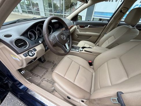 Used 2013 Mercedes-Benz C 300 4MATIC Sedan image 14