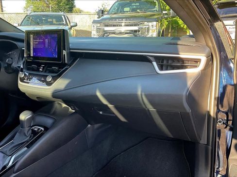 Used 2025 Toyota Corolla SE image 18