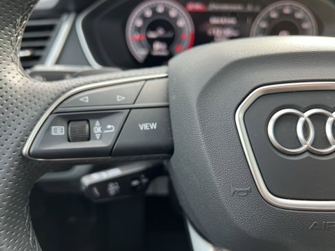 Used 2025 Audi Q5 2.0T Premium Plus image 19