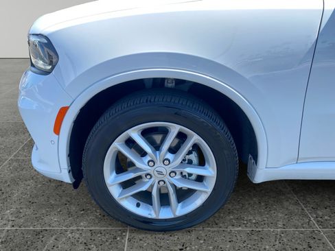 Used 2025 Dodge Durango GT AWD/4WD image 14