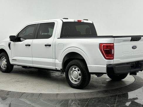 Used 2021 Ford F150 XL w/ Trailer Tow Package image 5