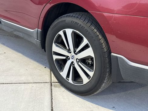 Used 2018 Subaru Outback 2.5i Limited image 8