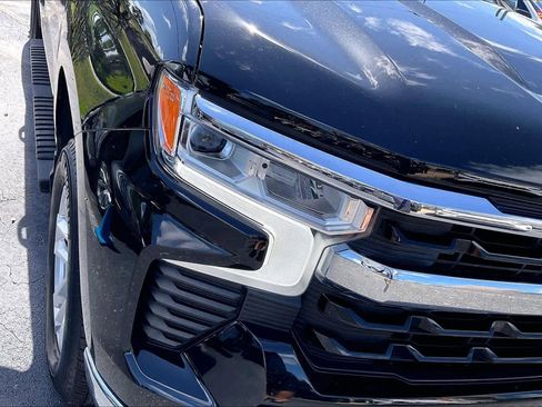 Used 2023 Chevrolet Silverado 1500 LT AWD/4WD image 27