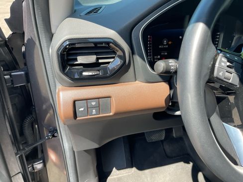 Used 2023 Honda Pilot Elite image 19