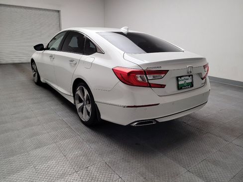 Used 2018 Honda Accord Touring image 5