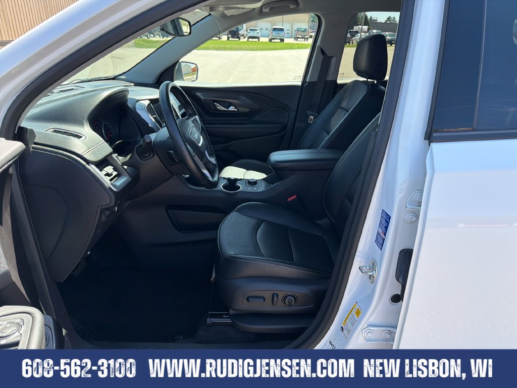 Used 2024 GMC Terrain SLT AWD/4WD image 9