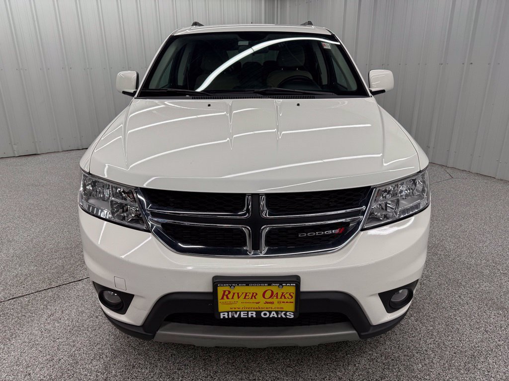 Used 2018 Dodge Journey SXT w/ Premium Group FWD image 2