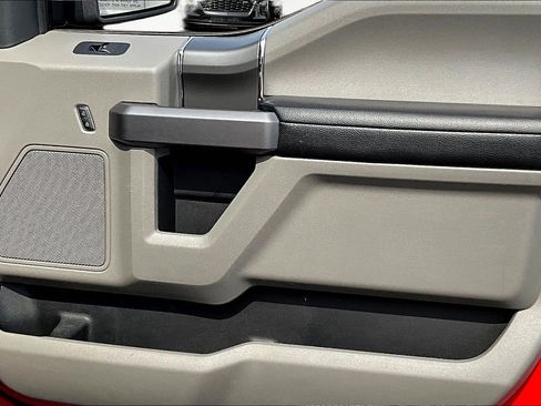 Used 2019 Ford F150 XLT w/ Equipment Group 302A Luxury image 25